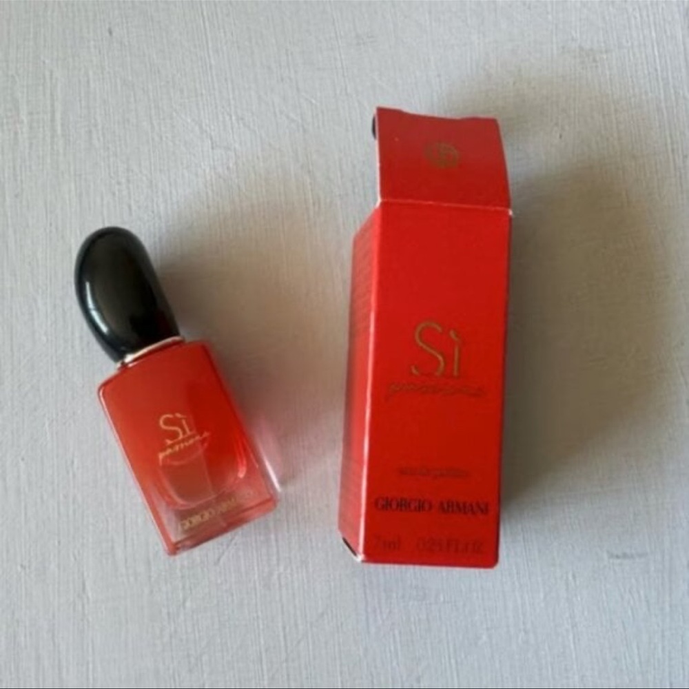 NEW! Giorgio Armani Si Passione EDP Splash 0.24 oz /7ml